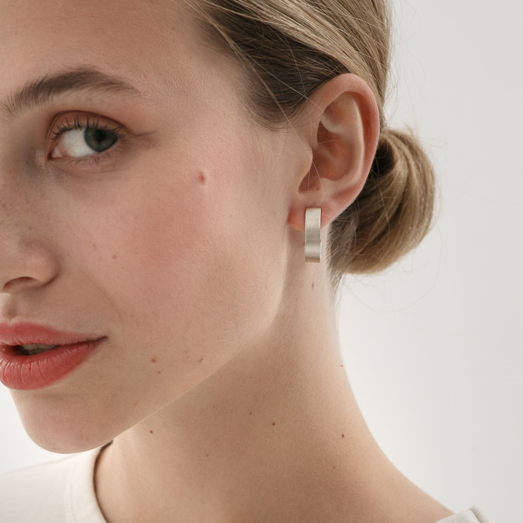 EKATERINA TOLSTAYA Серьга Полукруг базовая