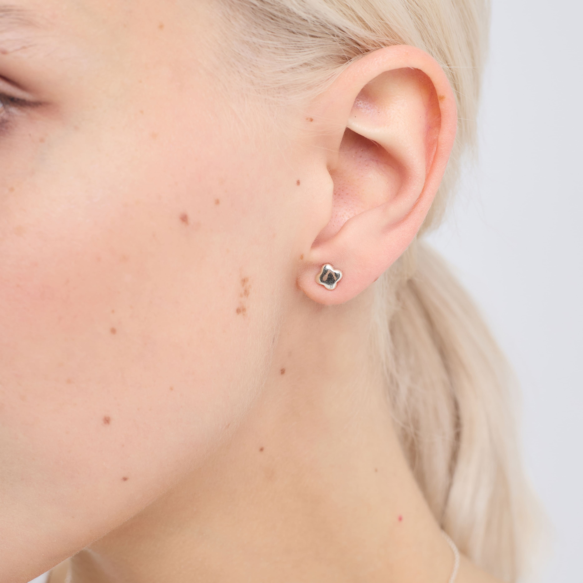 INFANTA пусеты без камней