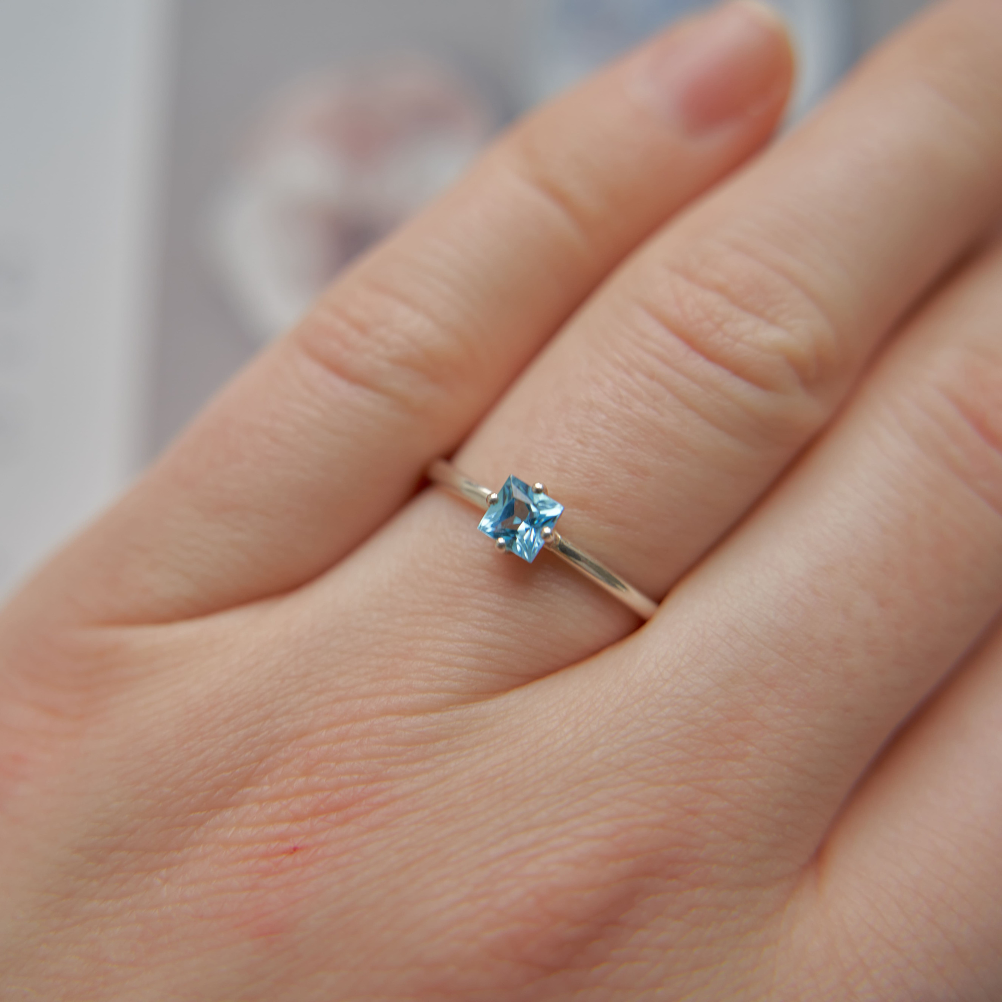 INFANTA Кольцо Principessa Punto с топазом в серебре