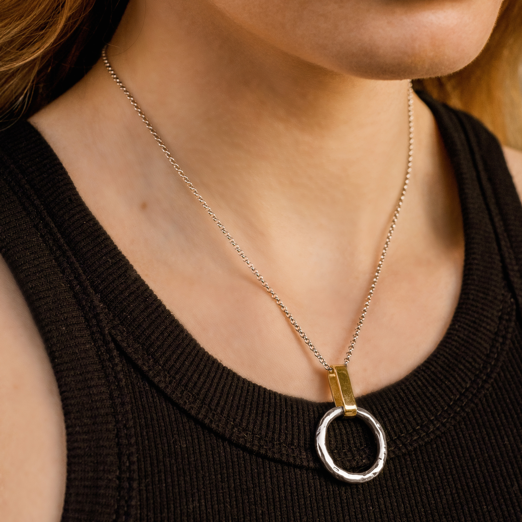 EKATERINA TOLSTAYA Кулон с латунью на цепочке