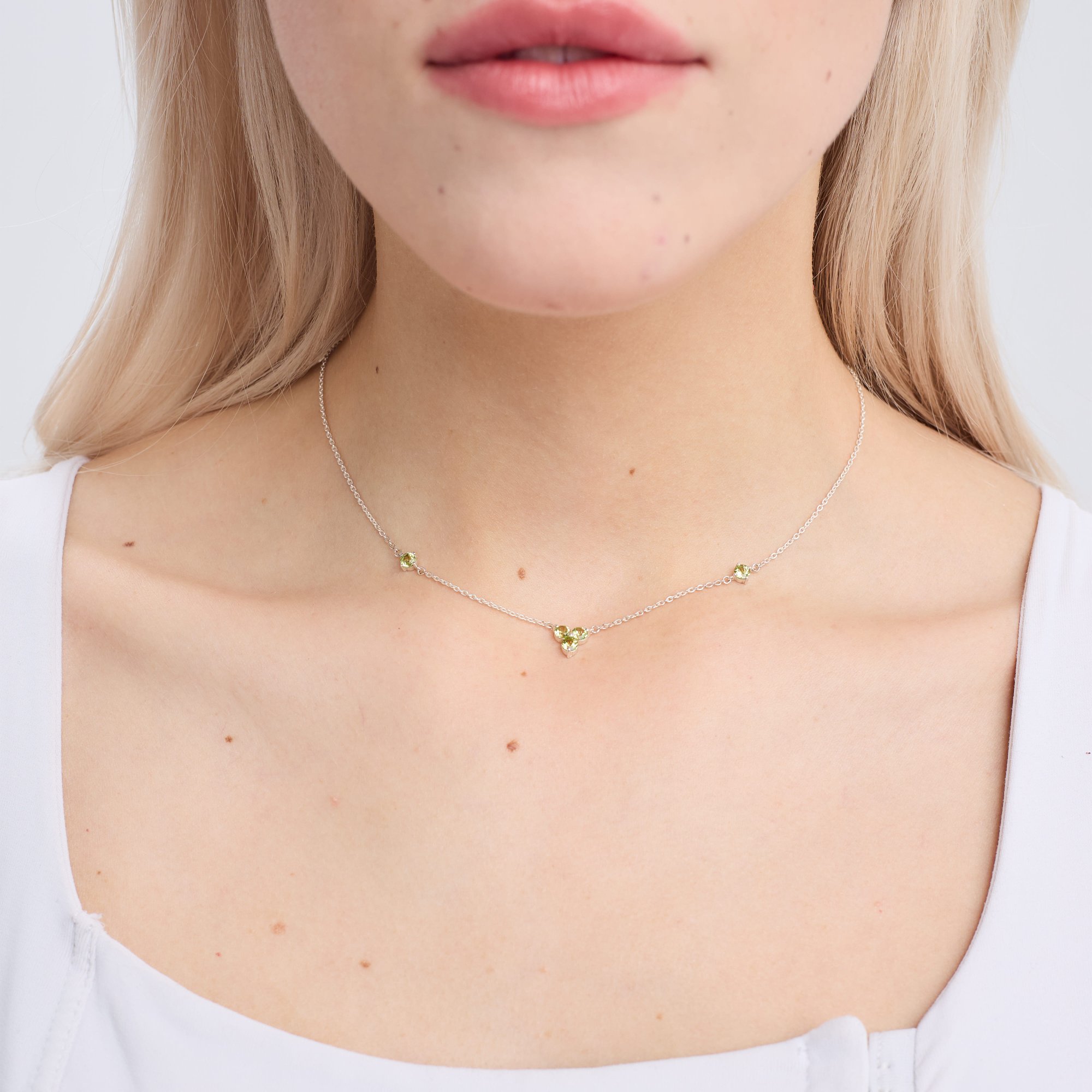 INFANTA Чокер Principessa Trifoglio piccolo с хризолитами в серебре