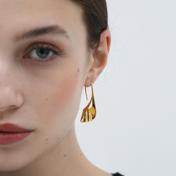 EKATERINA TOLSTAYA Серьги Лепестки, позолота