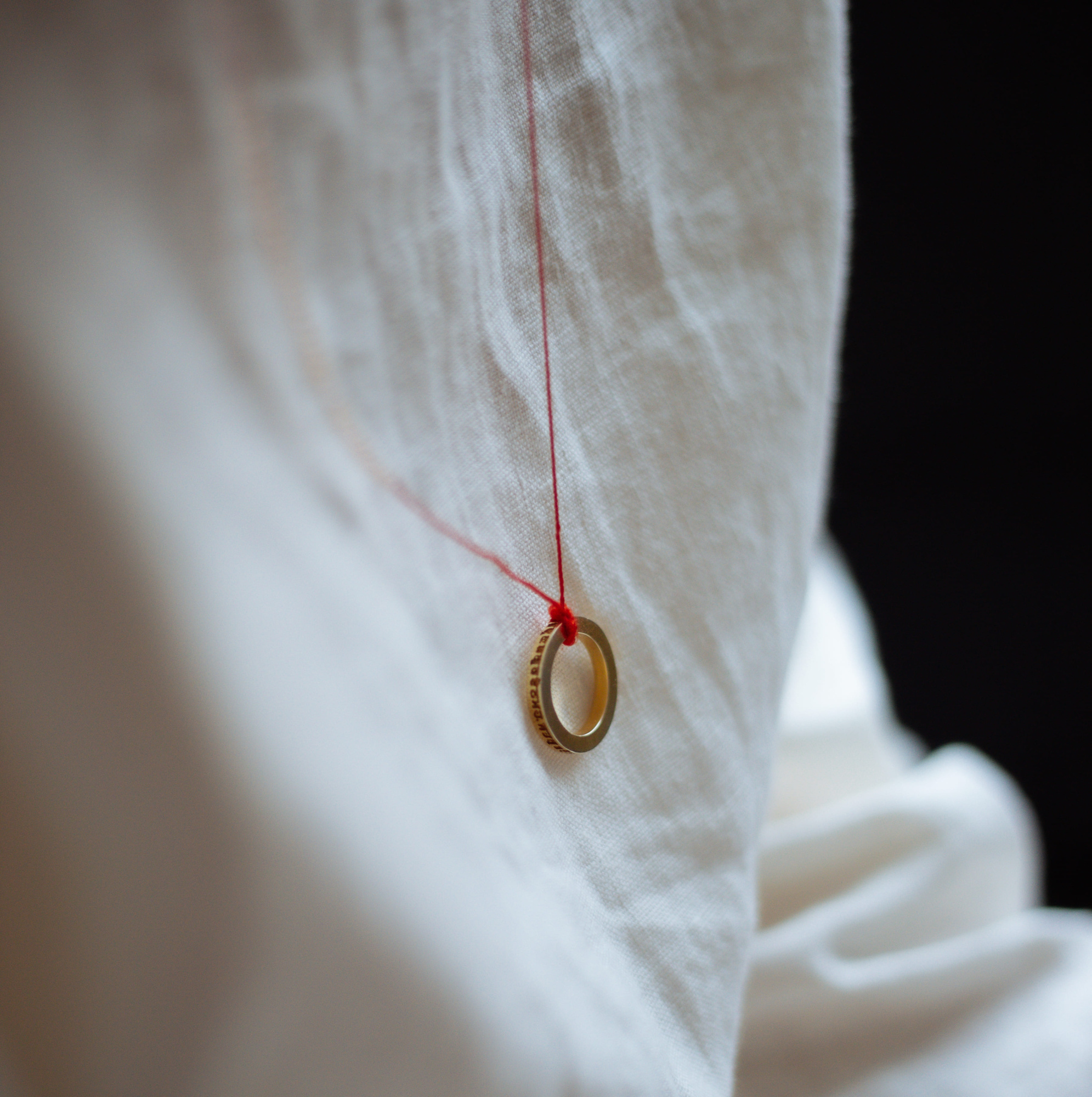 MS. MARBLE подвеска Mantra жемчуг позолота