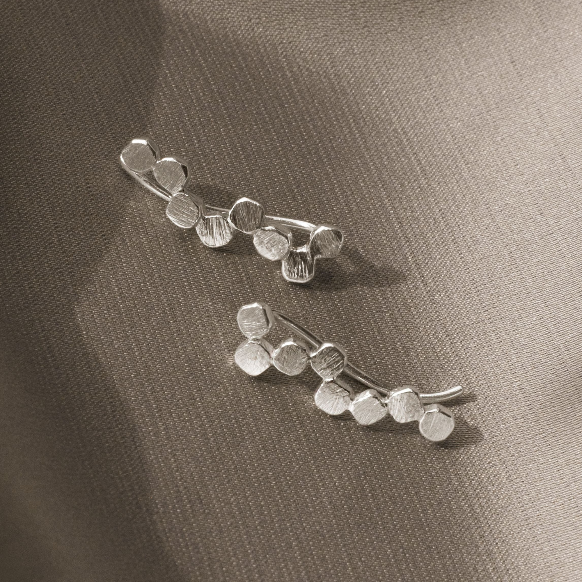 EKATERINA TOLSTAYA Серьга-клаймбер Конфетти на левое ухо