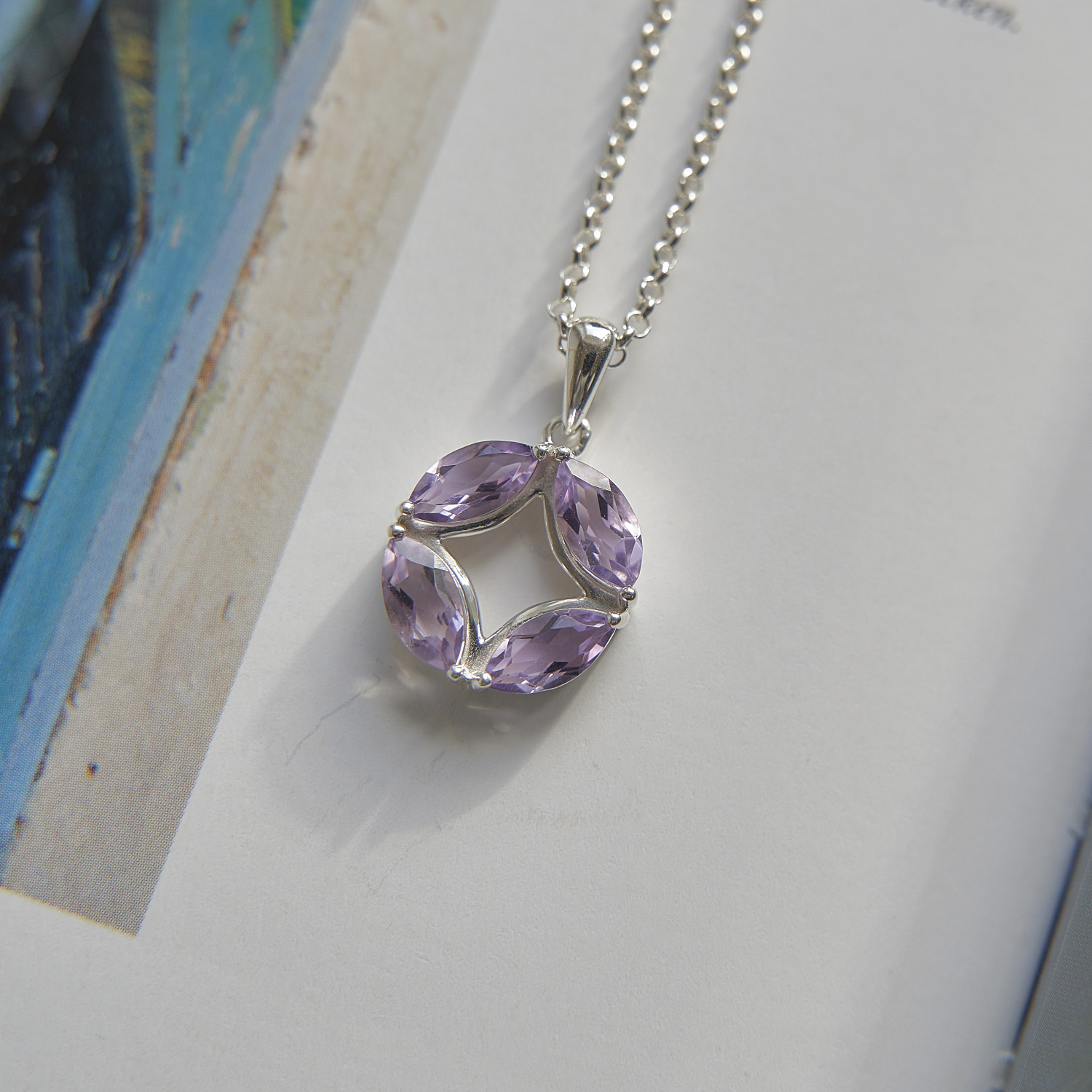 Комплект украшений в подарок. Аметист