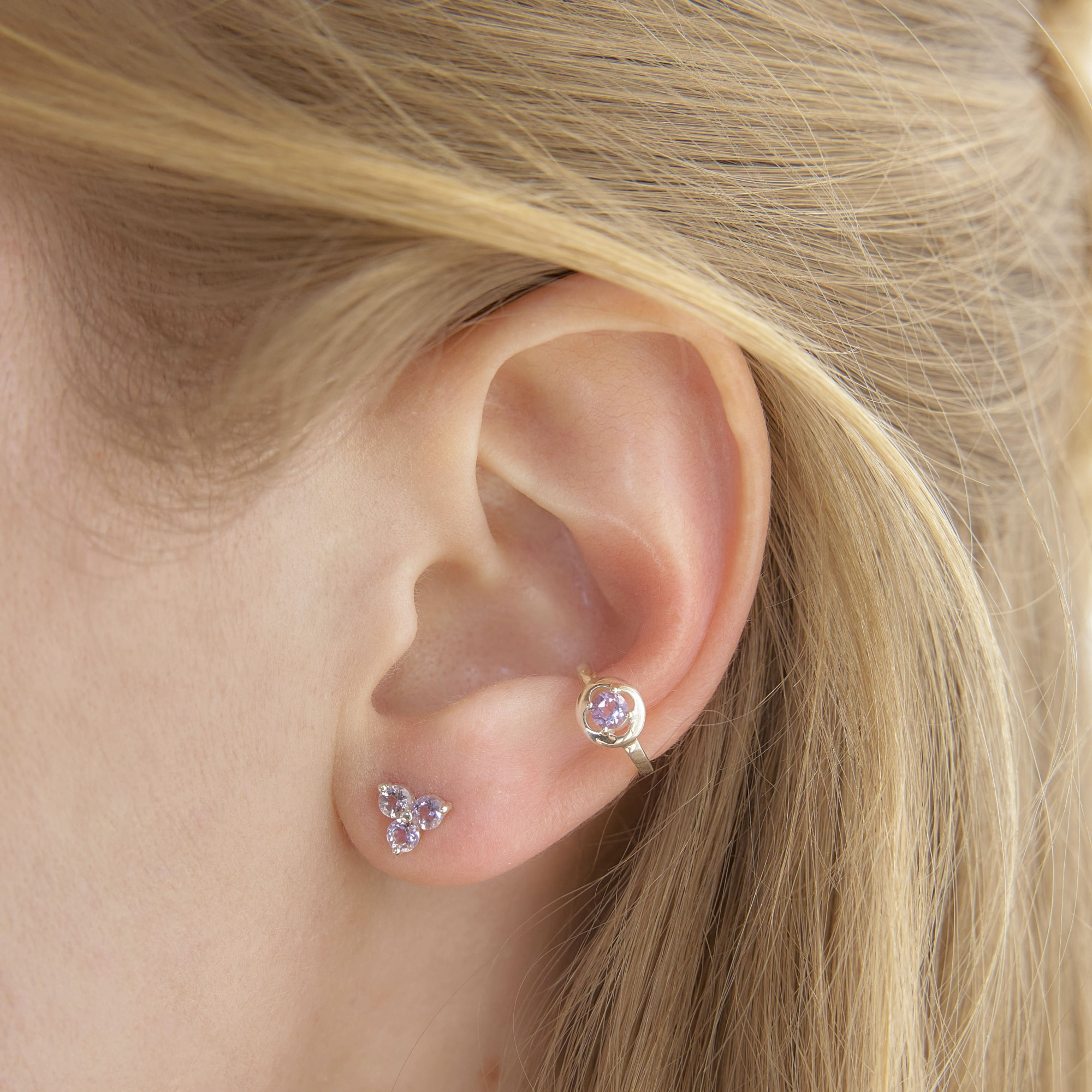 INFANTA Кафф с камнем Cerchio с аметистом в серебре