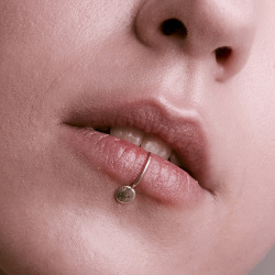 INFANTA Кафф двусторонний Labbro на губу/на крыло носа