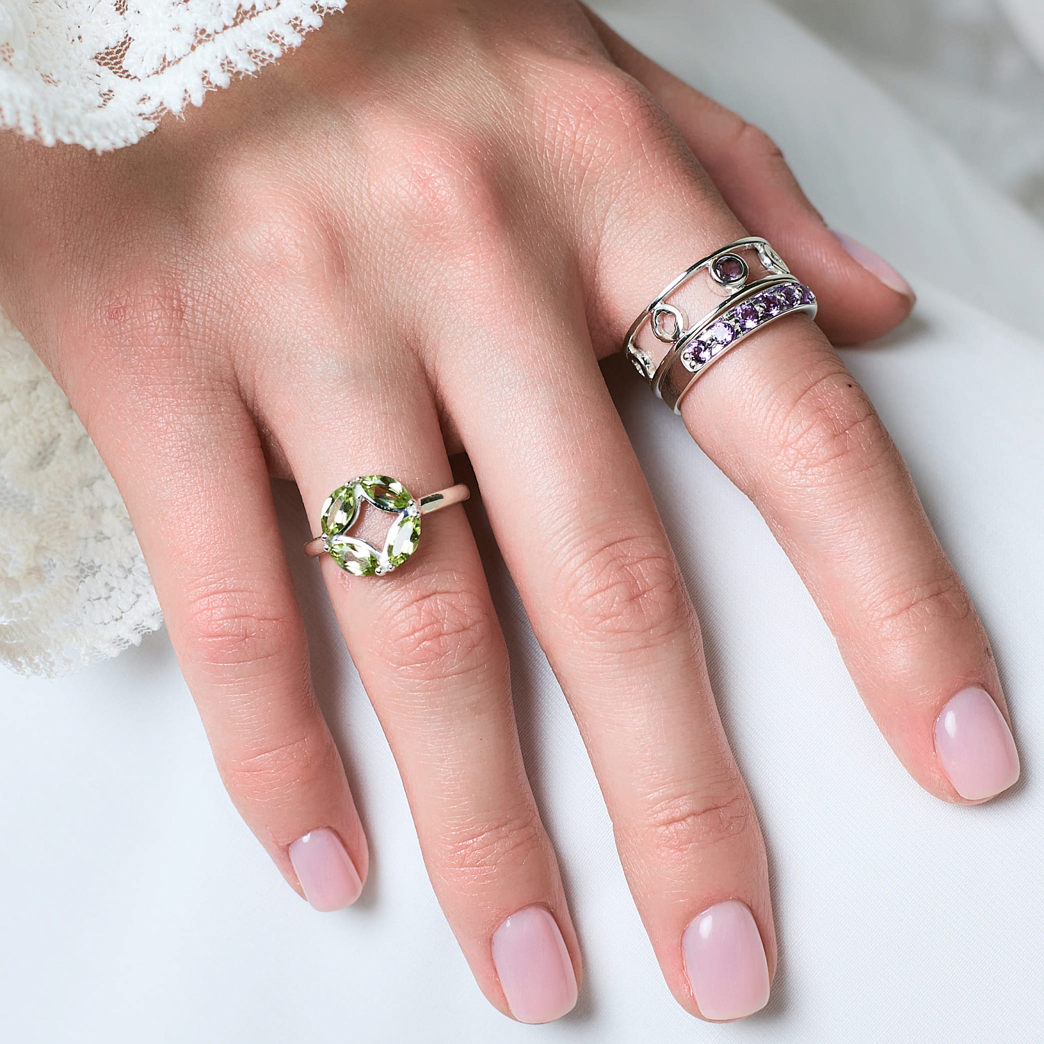 Комплект украшений в подарок. Аметист