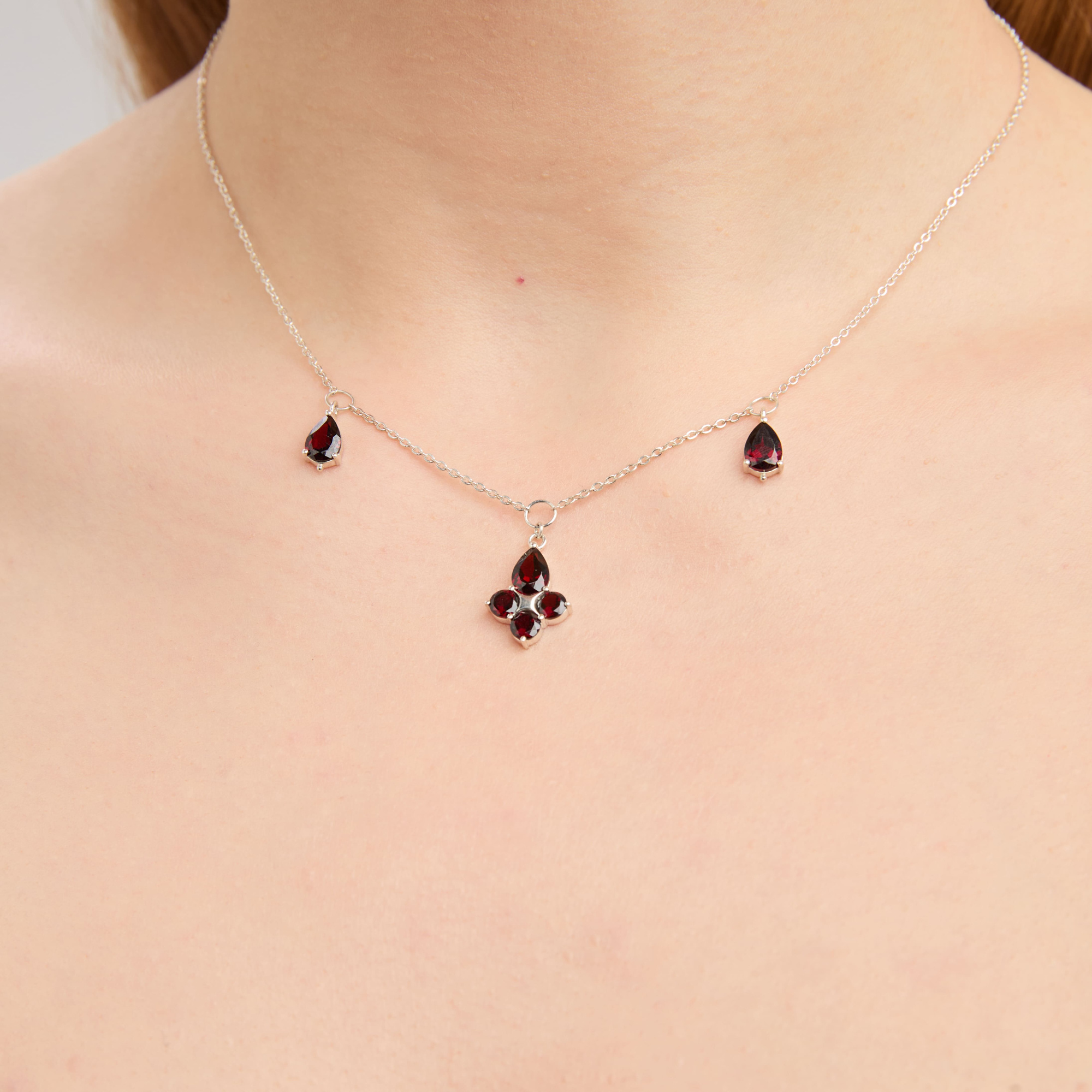 INFANTA Чокер Principessa Giglio с гранатами