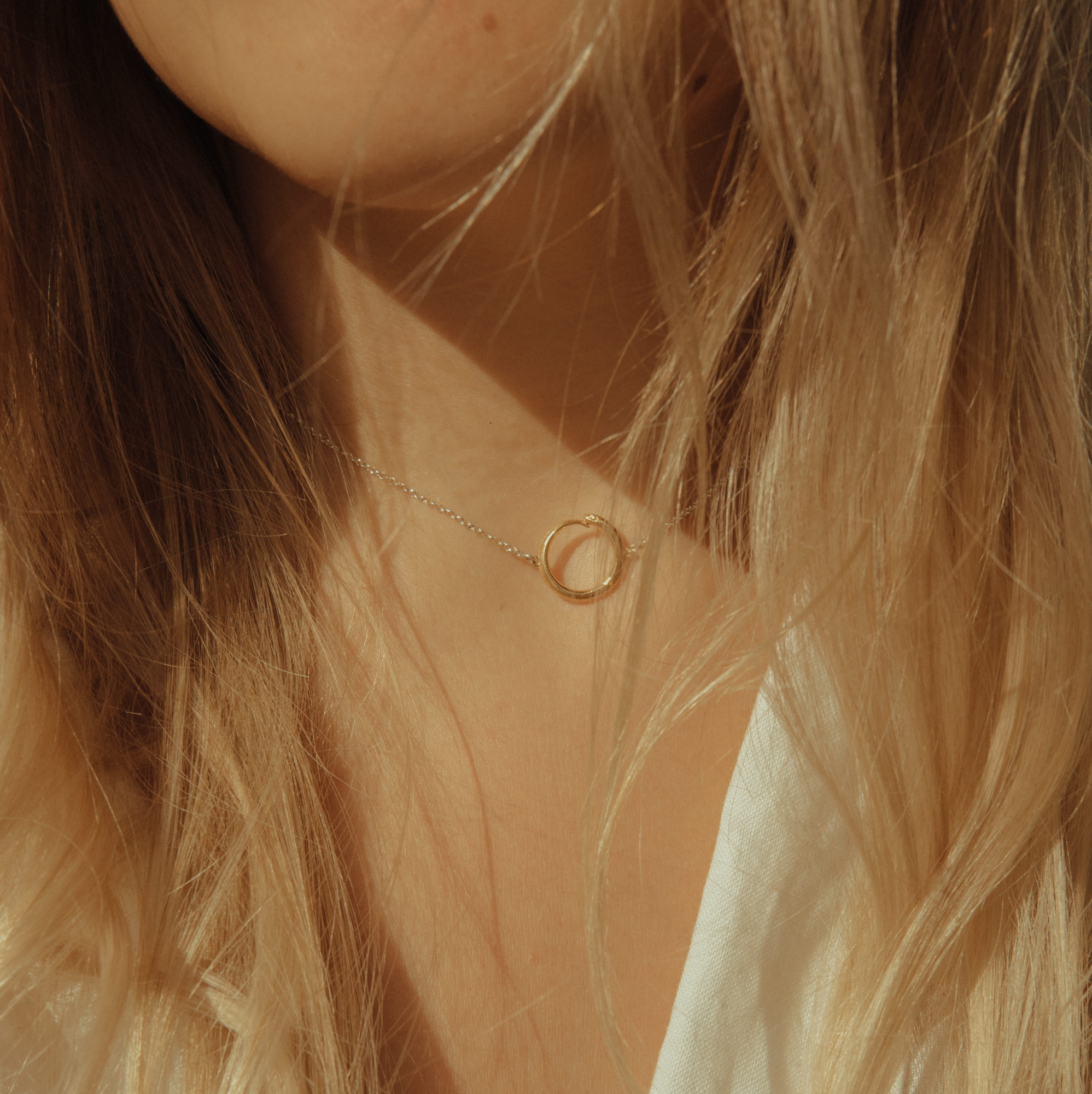 MS. MARBLE подвеска-чокер Meditation позолота