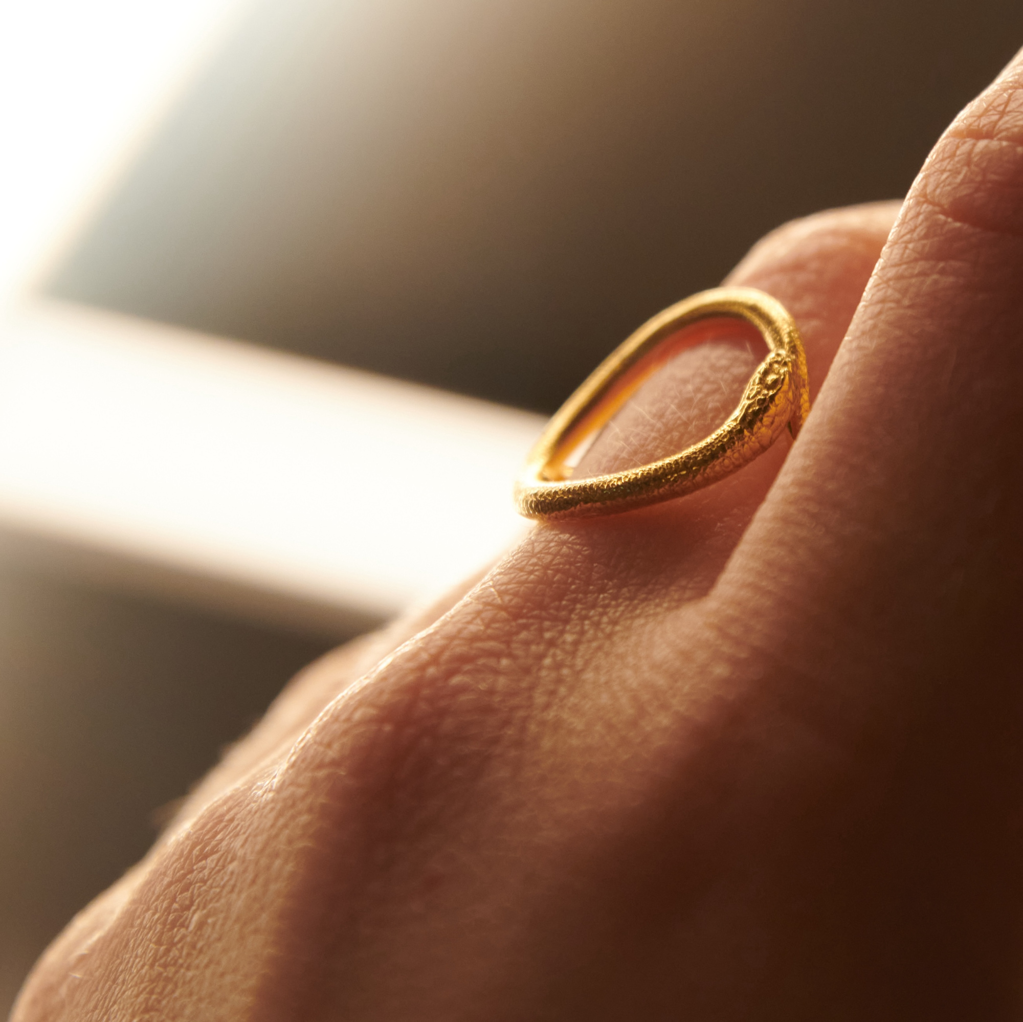 MS. MARBLE кольцо Kundalini позолота